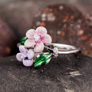 New Sterling Silver White Sapphire Flower Ring